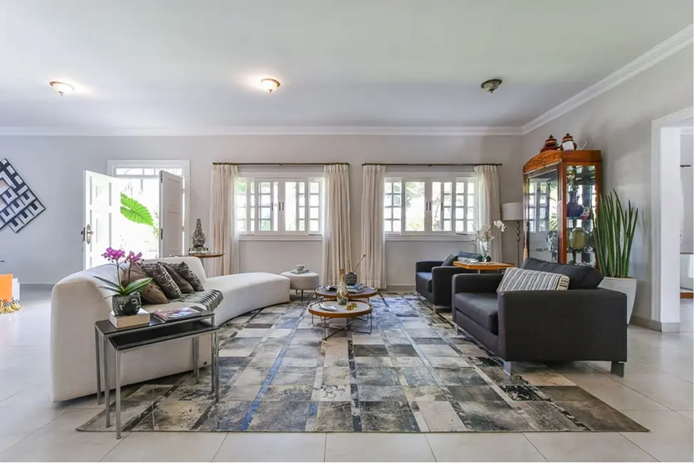 Foto 2 de Casa de Condomínio com 6 quartos à venda, 621m2 em Chácara das Paineiras, Carapicuiba - SP