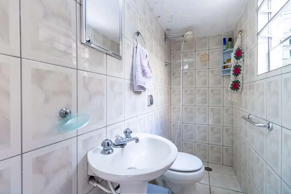 Foto 3 de Casa com 3 quartos à venda, 180m2 em Vila Divina Pastora, São Paulo - SP