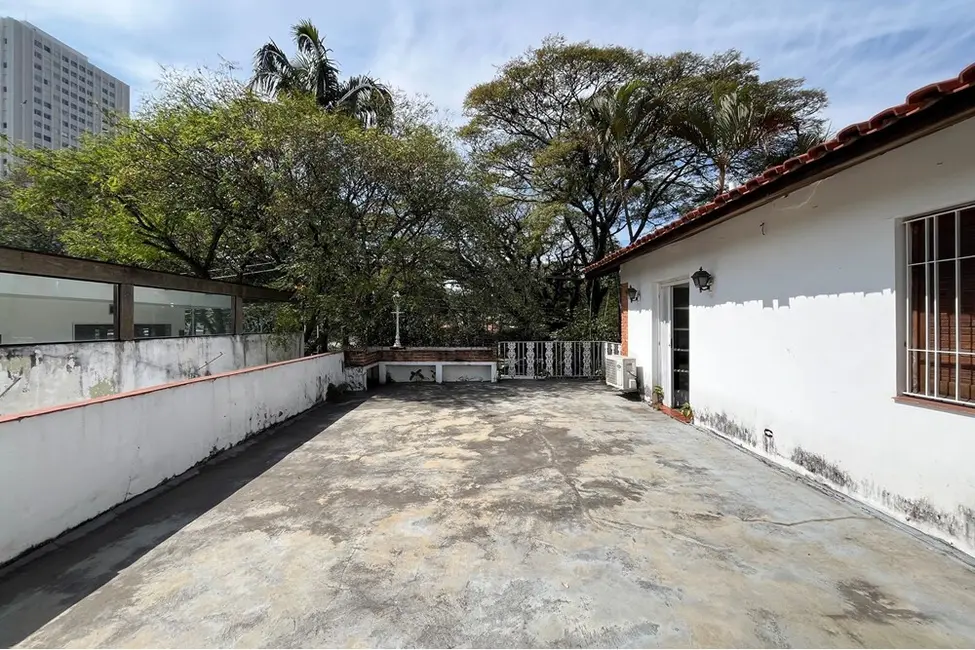 Foto 2 de Casa com 7 quartos à venda, 307m2 em Boaçava, São Paulo - SP