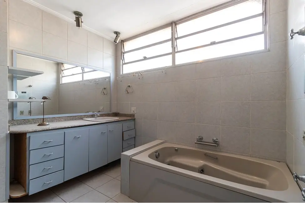 Casa com 3 quartos à venda, 300m2 em Água Branca, São Paulo - SP - imagem 4 Foto 4 de Casa com 3 quartos à venda, 300m2 em Água Branca, São Paulo - SP