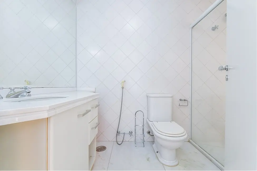 Foto 7 de Apartamento com 3 quartos à venda, 247m2 em Vila Suzana, São Paulo - SP