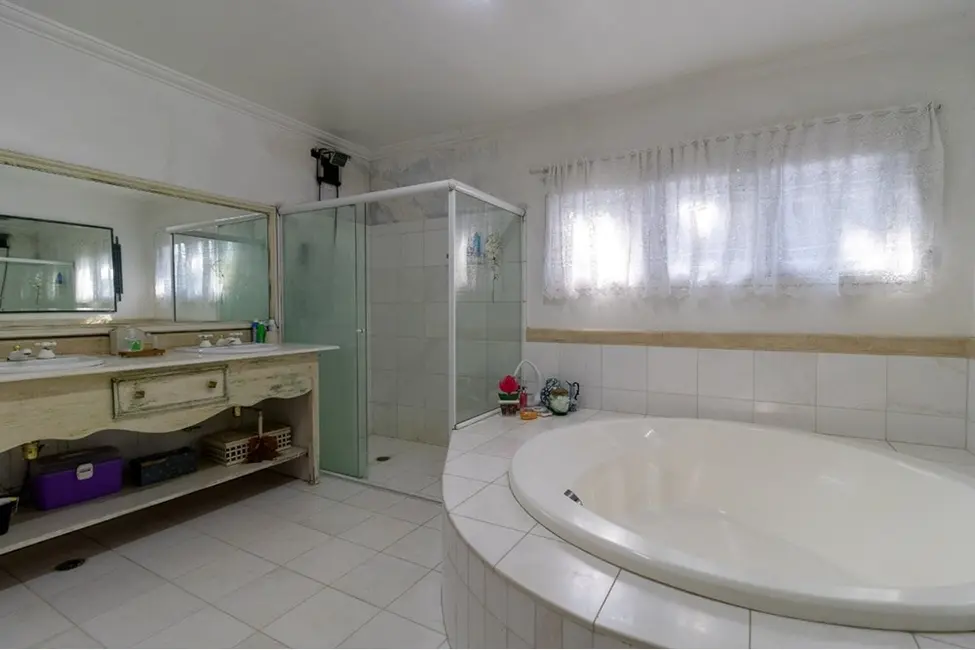 Foto 9 de Casa com 5 quartos à venda, 650m2 em Itupu, São Paulo - SP