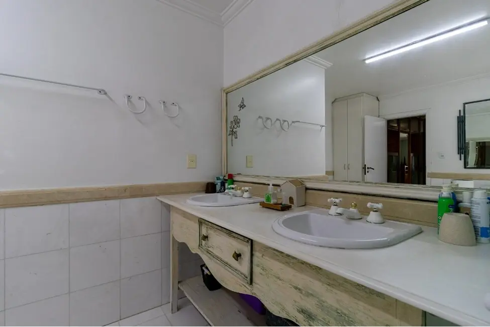 Foto 8 de Casa com 5 quartos à venda, 650m2 em Itupu, São Paulo - SP