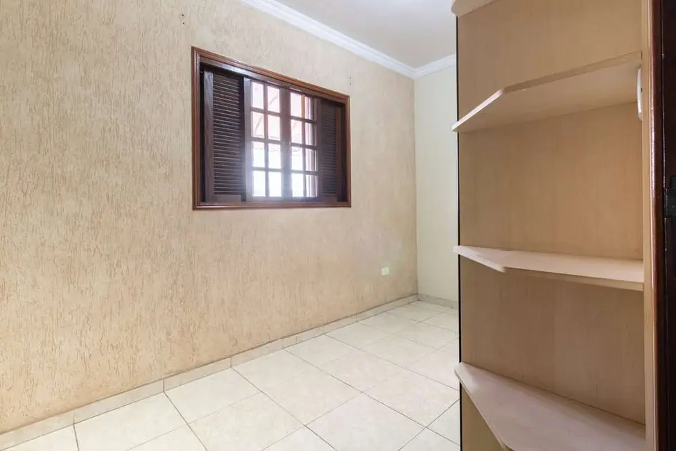 Foto 2 de Casa com 4 quartos à venda, 309m2 em Jardim das Flores, Osasco - SP