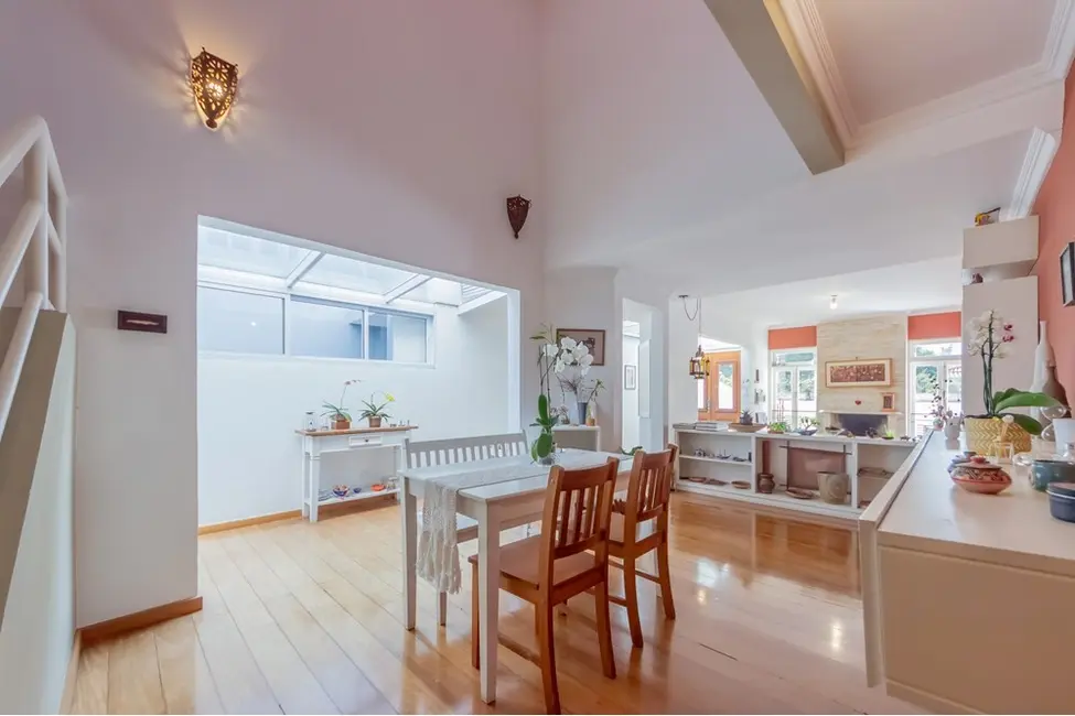 Foto 1 de Casa com 3 quartos à venda, 223m2 em Jardim Londrina, São Paulo - SP