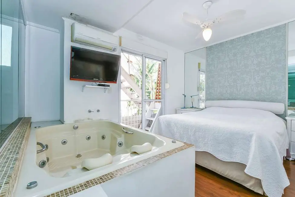 Foto 3 de Casa de Condomínio com 3 quartos à venda, 142m2 em Vila Andrade, São Paulo - SP