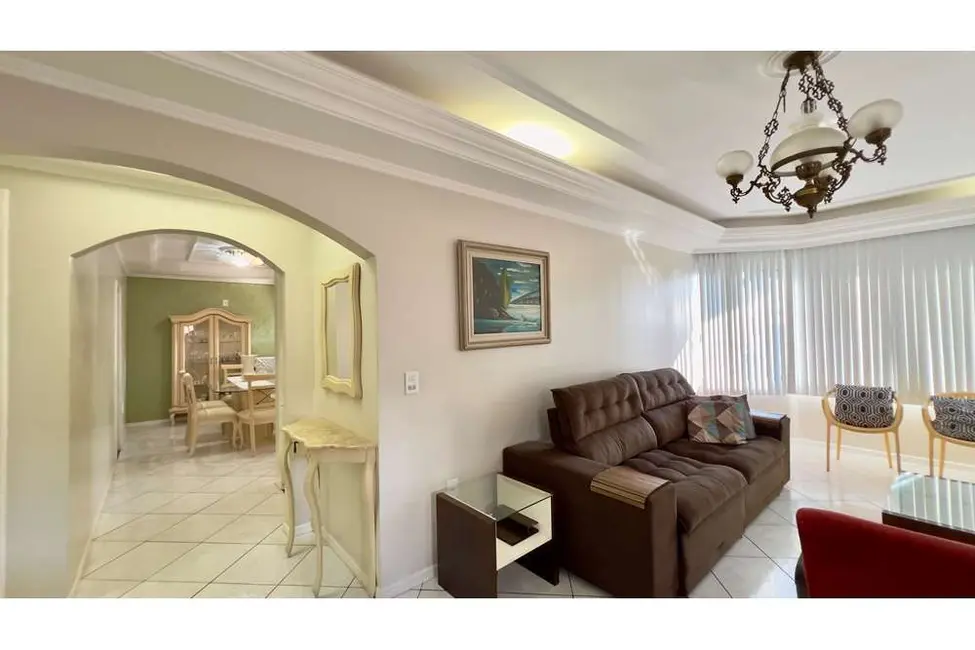 Casa com 3 quartos à venda, 384m2 em Centro, Balneario Camboriu - SC - imagem 2 Foto 2 de Casa com 3 quartos à venda, 384m2 em Centro, Balneario Camboriu - SC