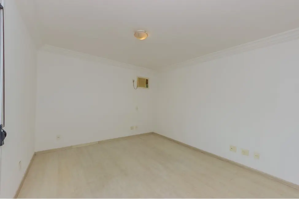 Foto 3 de Casa de Condomínio com 4 quartos à venda, 276m2 em Interlagos, São Paulo - SP