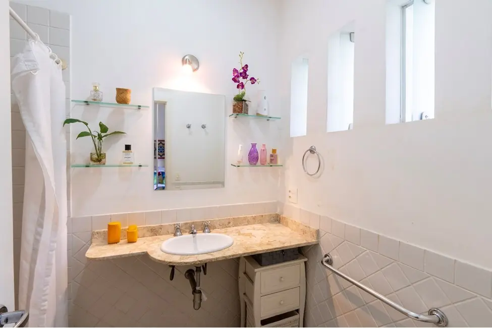 Foto 3 de Casa de Condomínio com 4 quartos à venda, 186m2 em Granja Santa Maria, Carapicuiba - SP