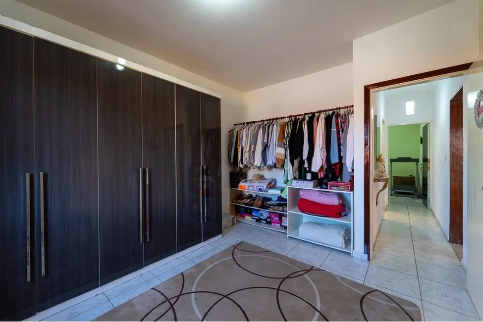 Foto 7 de Casa com 4 quartos à venda, 186m2 em Vila Rica, Jundiai - SP