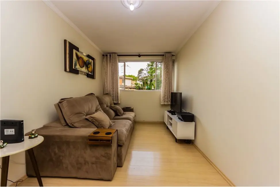 Foto 2 de Apartamento com 2 quartos à venda, 57m2 em Vila Santana, São Paulo - SP