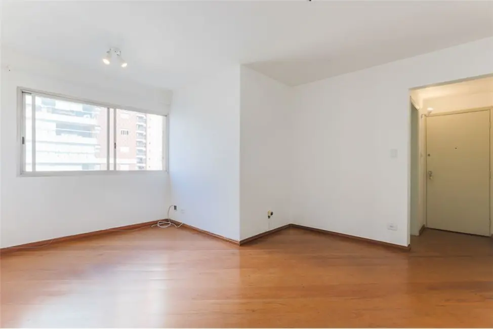 Foto 2 de Apartamento com 2 quartos à venda, 67m2 em Sumaré, São Paulo - SP