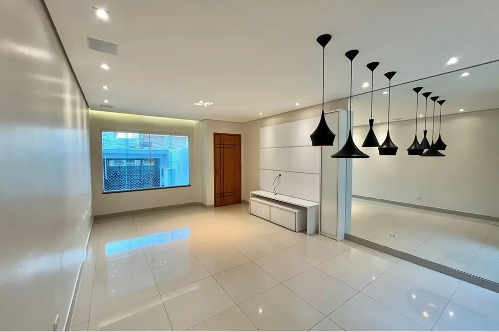 Casa com 3 quartos à venda, 113m2 em Vila das Mercês, São Paulo - SP - imagem 1 Foto 1 de Casa com 3 quartos à venda, 113m2 em Vila das Mercês, São Paulo - SP