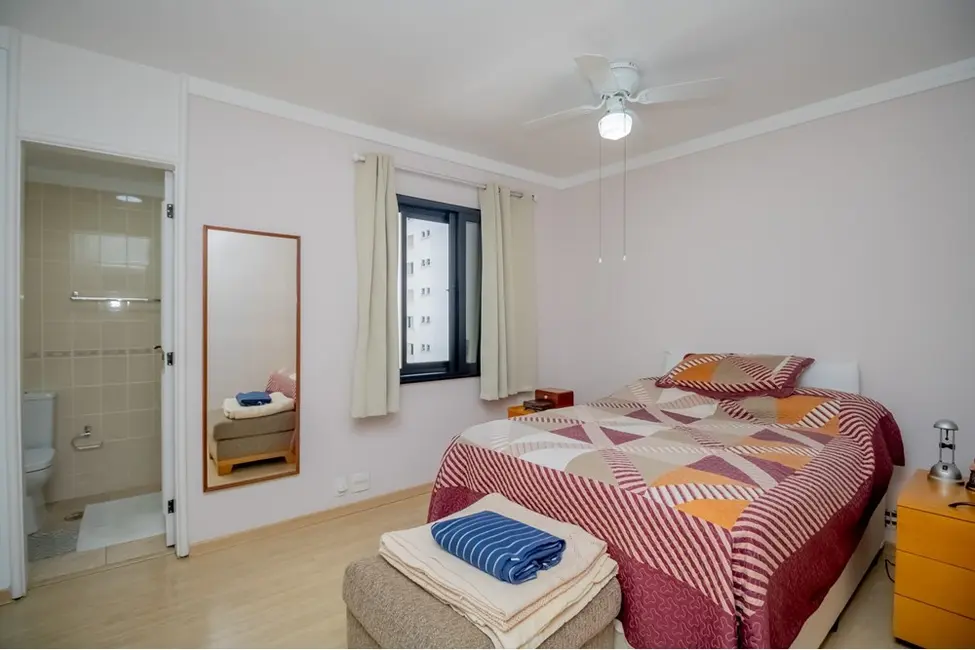 Apartamento com 2 quartos à venda, 102m2 em Moema, São Paulo - SP - imagem 2 Foto 2 de Apartamento com 2 quartos à venda, 102m2 em Moema, São Paulo - SP