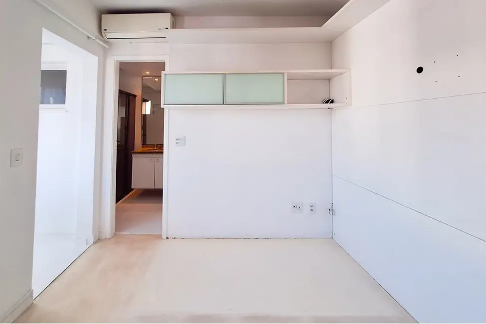 Foto 3 de Apartamento com 4 quartos à venda, 207m2 em Vila Suzana, São Paulo - SP