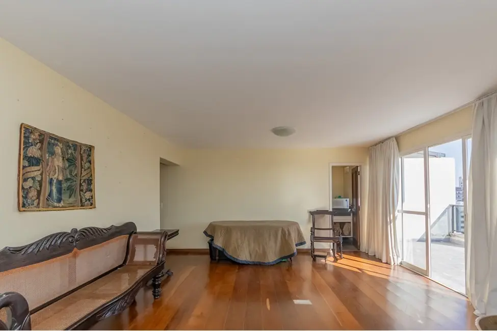 Apartamento com 3 quartos à venda, 359m2 em Vila Suzana, São Paulo - SP - imagem 3 Foto 3 de Apartamento com 3 quartos à venda, 359m2 em Vila Suzana, São Paulo - SP