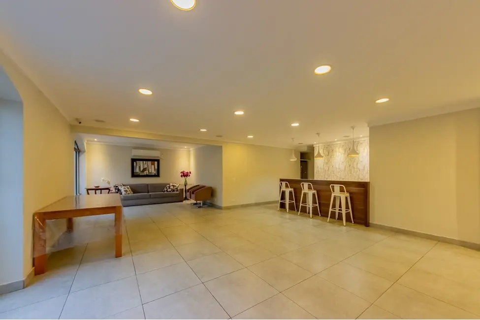 Foto 4 de Apartamento com 2 quartos à venda, 86m2 em Moema, São Paulo - SP