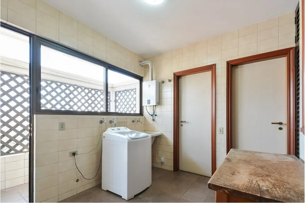 Foto 2 de Apartamento com 4 quartos à venda, 246m2 em Pinheiros, São Paulo - SP