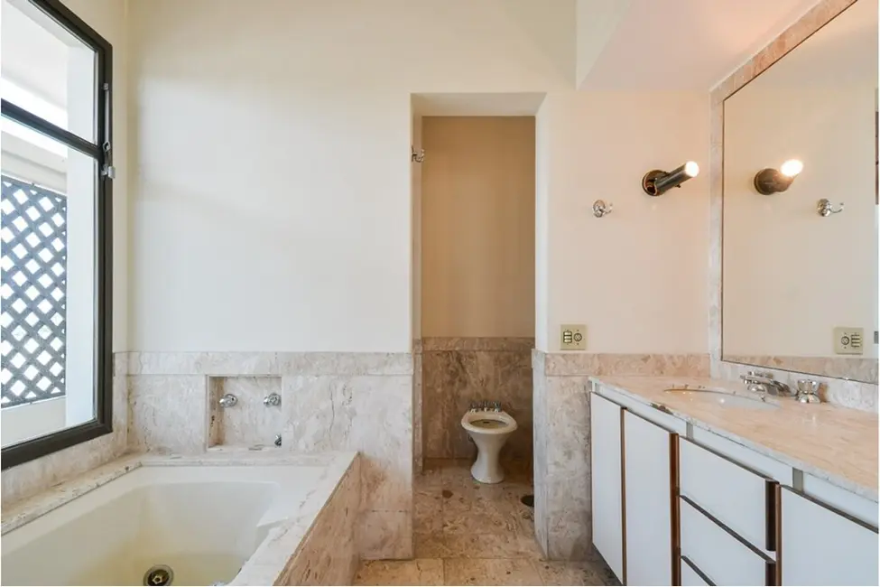 Foto 5 de Apartamento com 4 quartos à venda, 246m2 em Pinheiros, São Paulo - SP