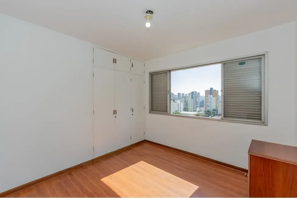 Apartamento com 3 quartos à venda, 103m2 em Vila Mariana, São Paulo - SP - imagem 3 Foto 3 de Apartamento com 3 quartos à venda, 103m2 em Vila Mariana, São Paulo - SP