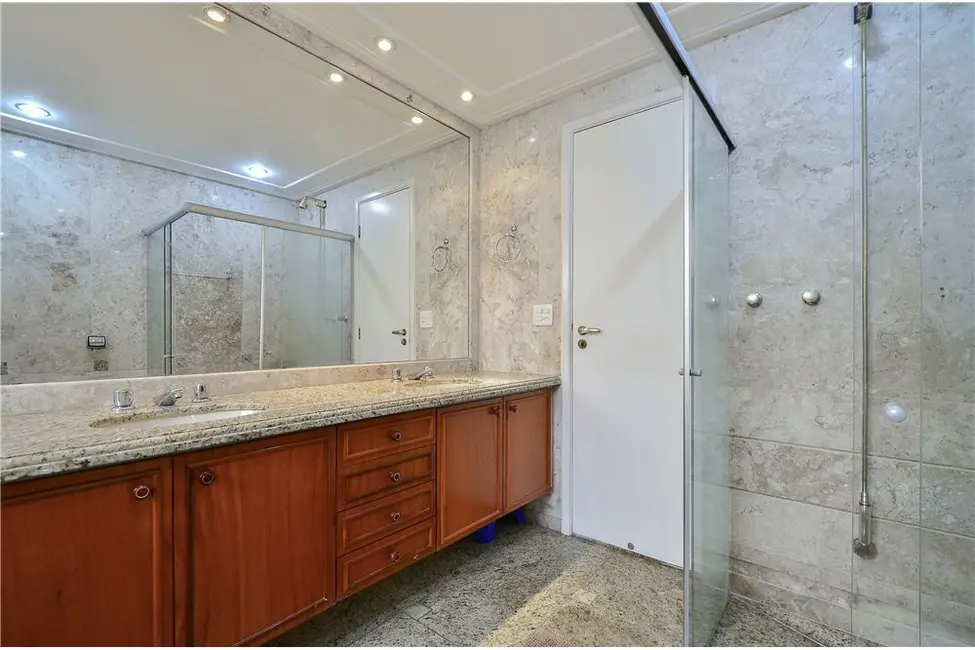 Foto 9 de Apartamento com 4 quartos à venda, 210m2 em Vila Morumbi, São Paulo - SP