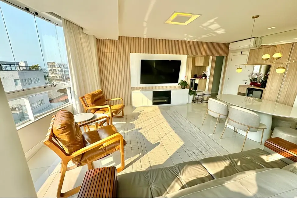 Apartamento com 3 quartos à venda, 125m2 em Itajai - SC - imagem 2 Foto 2 de Apartamento com 3 quartos à venda, 125m2 em Itajai - SC