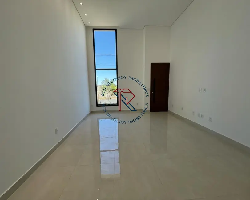 Foto 2 de Casa de Condomínio com 3 quartos à venda, 198m2 em Aparecidinha, Sorocaba - SP