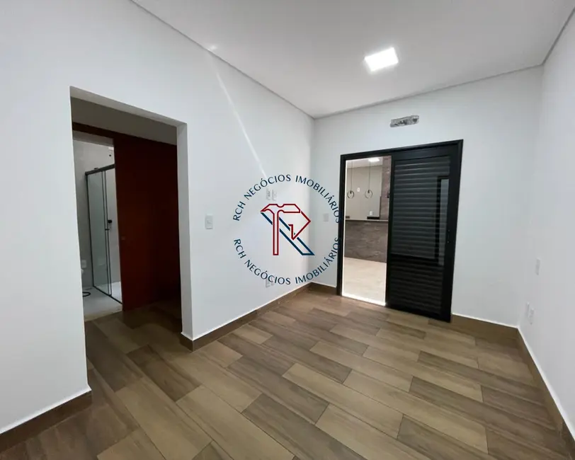 Casa de Condomínio com 3 quartos à venda, 198m2 em Aparecidinha, Sorocaba - SP - imagem 8 Foto 8 de Casa de Condomínio com 3 quartos à venda, 198m2 em Aparecidinha, Sorocaba - SP