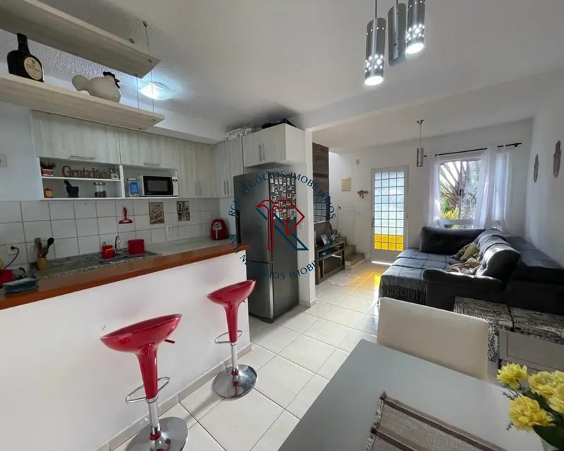 Foto 6 de Casa de Condomínio com 2 quartos à venda, 69m2 em Jardim Paraíso, Votorantim - SP