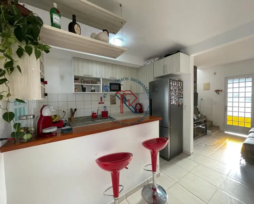 Foto 5 de Casa de Condomínio com 2 quartos à venda, 69m2 em Jardim Paraíso, Votorantim - SP