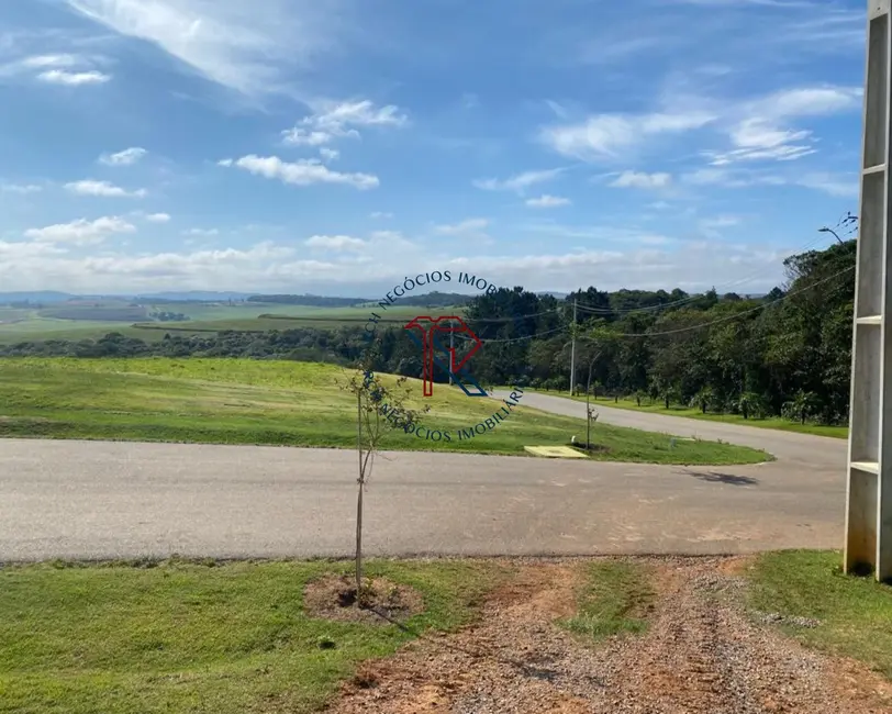 Foto 3 de Terreno / Lote à venda, 1145m2 em Piedade - SP