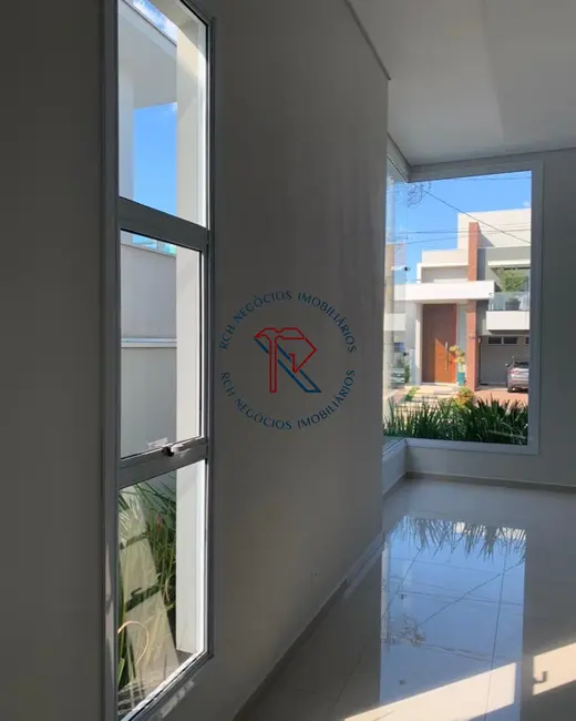 Casa de Condomínio com 3 quartos à venda, 200m2 em Jardim do Paço, Sorocaba - SP - imagem 3 Foto 3 de Casa de Condomínio com 3 quartos à venda, 200m2 em Jardim do Paço, Sorocaba - SP