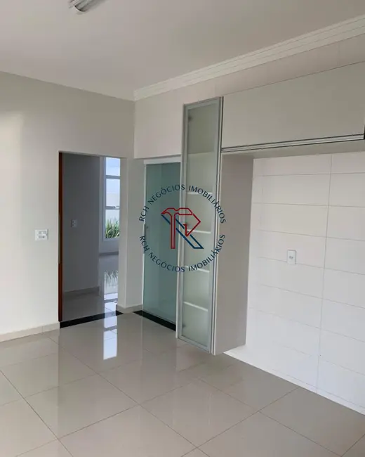 Casa de Condomínio com 3 quartos à venda, 200m2 em Jardim do Paço, Sorocaba - SP - imagem 6 Foto 6 de Casa de Condomínio com 3 quartos à venda, 200m2 em Jardim do Paço, Sorocaba - SP