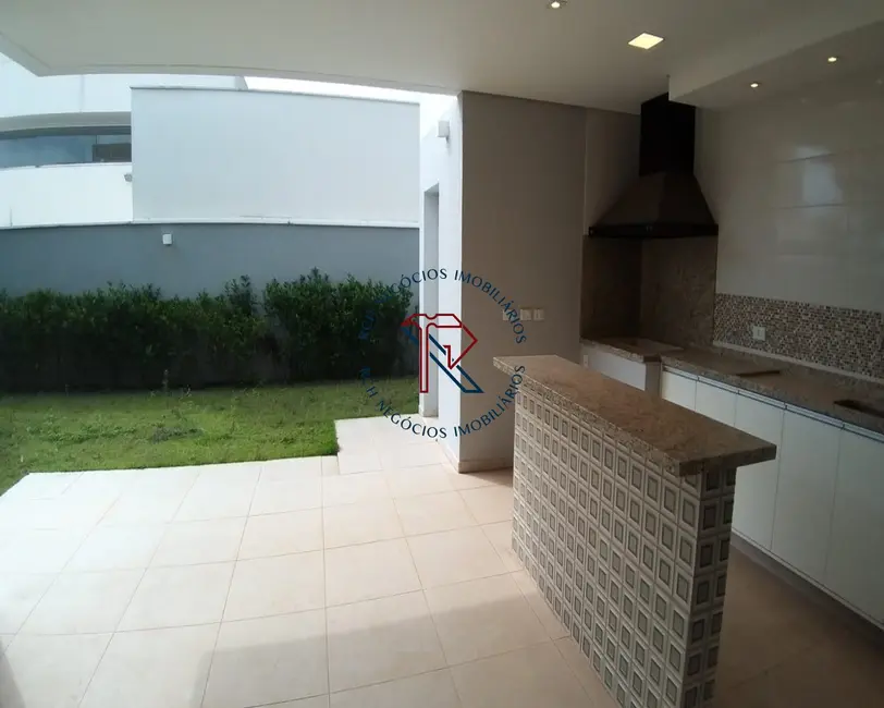 Casa com 3 quartos à venda, 300m2 em Além Ponte, Sorocaba - SP - imagem 6 Foto 6 de Casa com 3 quartos à venda, 300m2 em Além Ponte, Sorocaba - SP