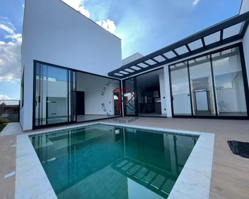 Foto 1 de Casa de Condomínio com 3 quartos à venda, 226m2 em Votorantim - SP