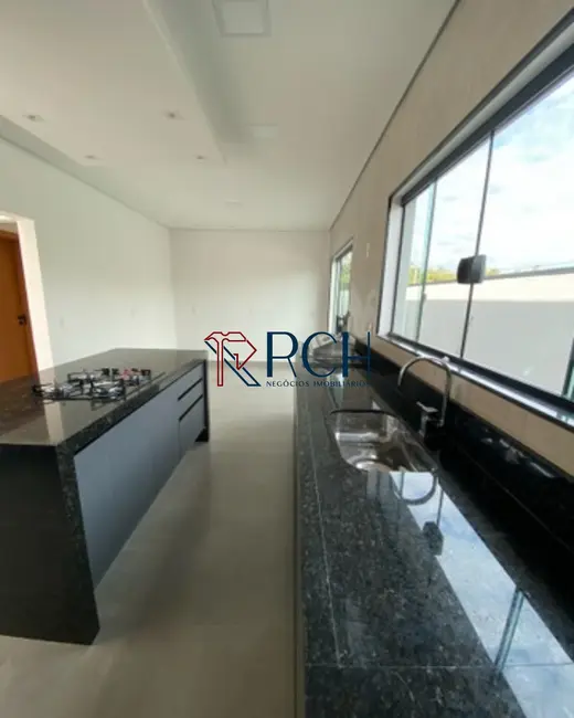 Casa de Condomínio com 4 quartos à venda, 123m2 em Caguassu, Sorocaba - SP - imagem 1 Foto 1 de Casa de Condomínio com 4 quartos à venda, 123m2 em Caguassu, Sorocaba - SP