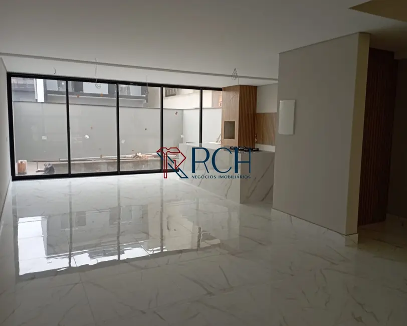 Foto 3 de Casa de Condomínio com 3 quartos à venda, 155m2 em Horto Florestal, Sorocaba - SP