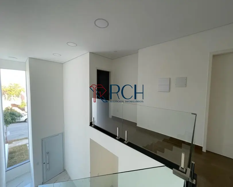Casa de Condomínio com 3 quartos à venda, 183m2 em Cajuru do Sul, Sorocaba - SP - imagem 3 Foto 3 de Casa de Condomínio com 3 quartos à venda, 183m2 em Cajuru do Sul, Sorocaba - SP