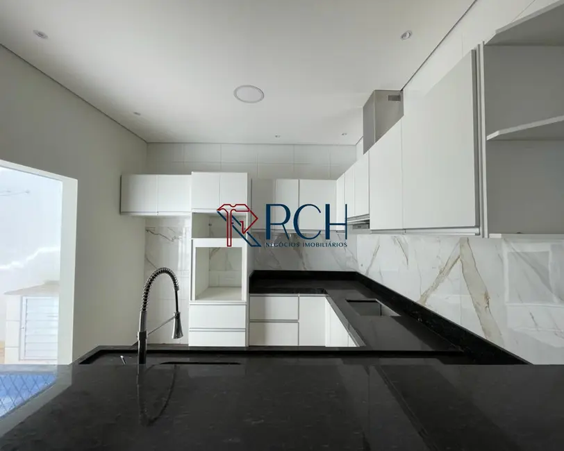 Casa de Condomínio com 3 quartos à venda, 104m2 em Cajuru do Sul, Sorocaba - SP - imagem 3 Foto 3 de Casa de Condomínio com 3 quartos à venda, 104m2 em Cajuru do Sul, Sorocaba - SP