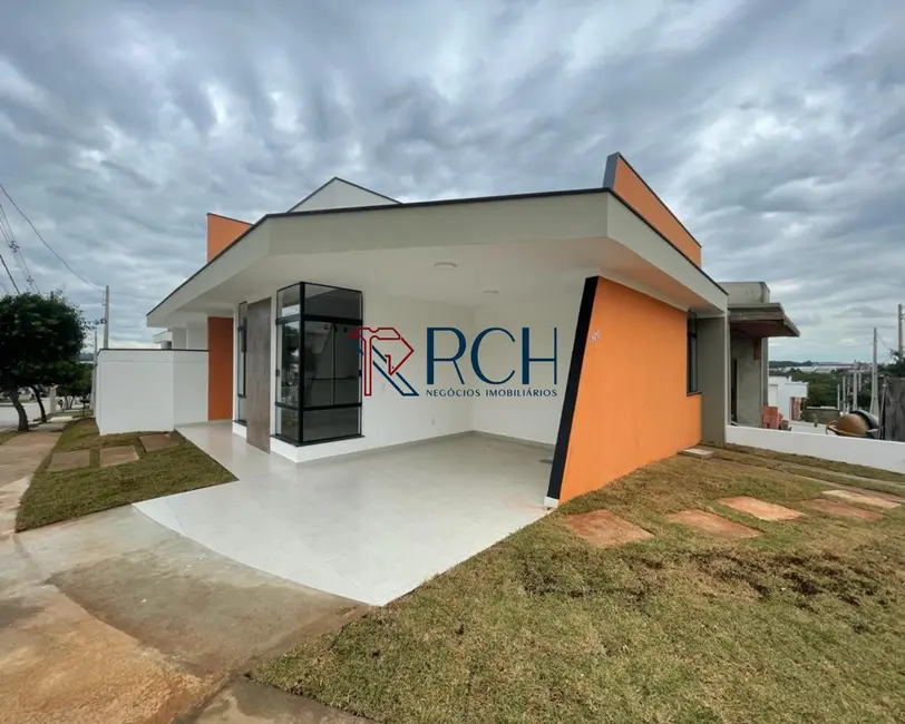 Casa de Condomínio com 3 quartos à venda, 145m2 em Cajuru do Sul, Sorocaba - SP - imagem 3 Foto 3 de Casa de Condomínio com 3 quartos à venda, 145m2 em Cajuru do Sul, Sorocaba - SP