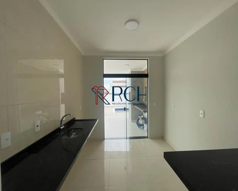 Casa de Condomínio com 3 quartos à venda, 145m2 em Cajuru do Sul, Sorocaba - SP - imagem 4 Foto 4 de Casa de Condomínio com 3 quartos à venda, 145m2 em Cajuru do Sul, Sorocaba - SP