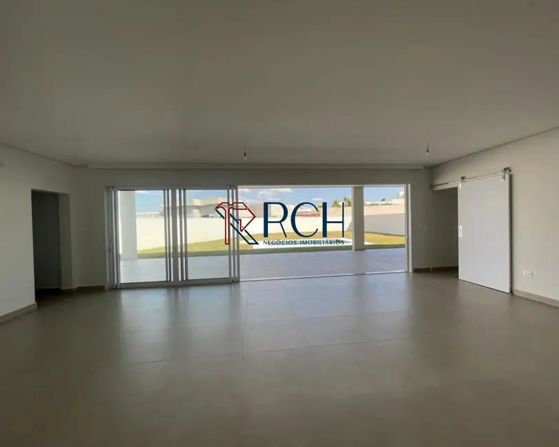 Foto 3 de Casa de Condomínio com 4 quartos à venda, 421m2 em Aracoiaba Da Serra - SP