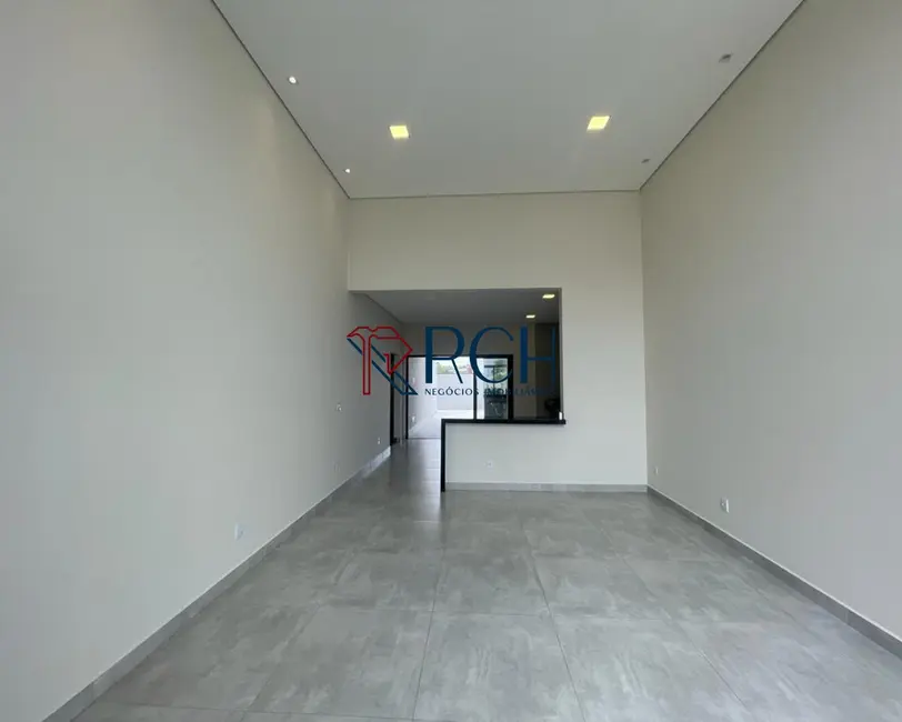 Casa de Condomínio com 3 quartos à venda, 160m2 em Aparecidinha, Sorocaba - SP - imagem 3 Foto 3 de Casa de Condomínio com 3 quartos à venda, 160m2 em Aparecidinha, Sorocaba - SP