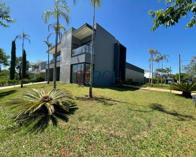 Foto 3 de Casa de Condomínio com 4 quartos à venda, 500m2 em Aracoiaba Da Serra - SP