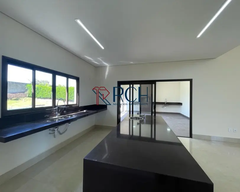 Casa de Condomínio com 4 quartos à venda, 366m2 em Aracoiaba Da Serra - SP - imagem 9 Foto 9 de Casa de Condomínio com 4 quartos à venda, 366m2 em Aracoiaba Da Serra - SP