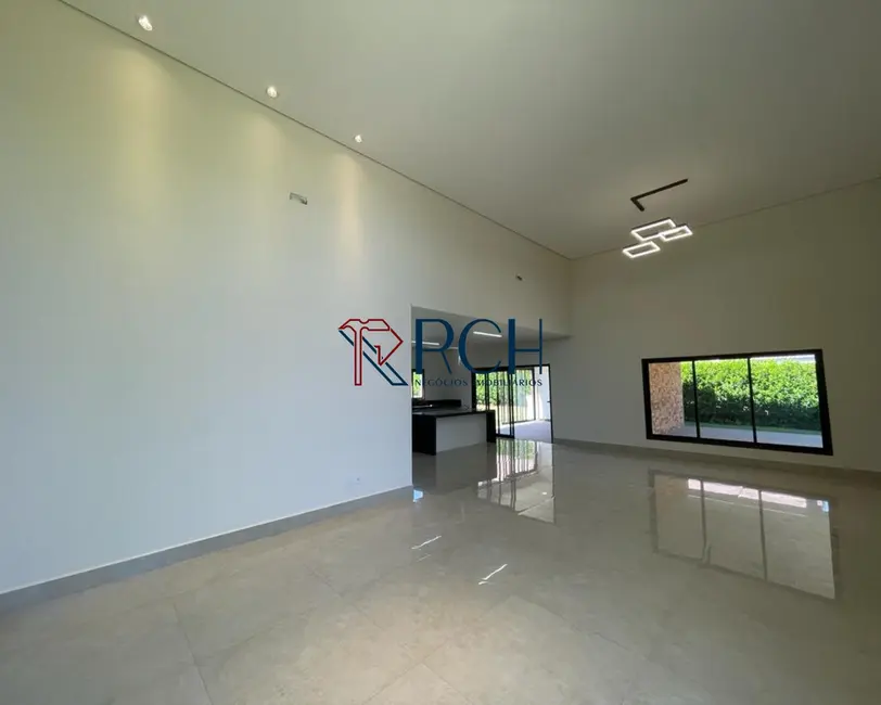 Casa de Condomínio com 4 quartos à venda, 366m2 em Aracoiaba Da Serra - SP - imagem 6 Foto 6 de Casa de Condomínio com 4 quartos à venda, 366m2 em Aracoiaba Da Serra - SP