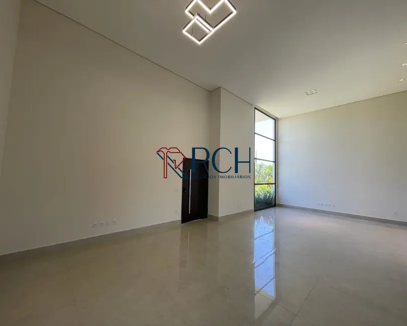 Casa de Condomínio com 4 quartos à venda, 366m2 em Aracoiaba Da Serra - SP - imagem 5 Foto 5 de Casa de Condomínio com 4 quartos à venda, 366m2 em Aracoiaba Da Serra - SP