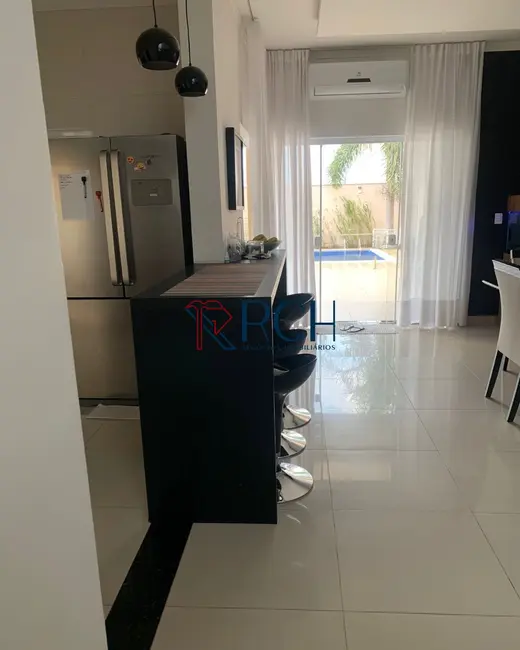 Casa de Condomínio com 3 quartos à venda, 230m2 em Wanel Ville, Sorocaba - SP - imagem 9 Foto 9 de Casa de Condomínio com 3 quartos à venda, 230m2 em Wanel Ville, Sorocaba - SP