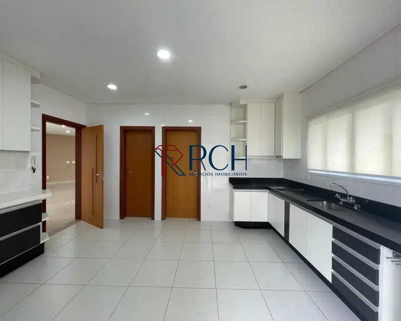 Casa de Condomínio com 5 quartos à venda e para alugar, 349m2 em Parque Reserva Fazenda Imperial, Sorocaba - SP - imagem 5 Foto 5 de Casa de Condomínio com 5 quartos à venda e para alugar, 349m2 em Parque Reserva Fazenda Imperial, Sorocaba - SP