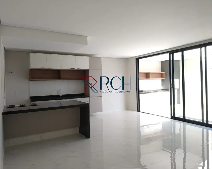 Casa de Condomínio com 3 quartos à venda, 201m2 em Cajuru do Sul, Sorocaba - SP - imagem 6 Foto 6 de Casa de Condomínio com 3 quartos à venda, 201m2 em Cajuru do Sul, Sorocaba - SP